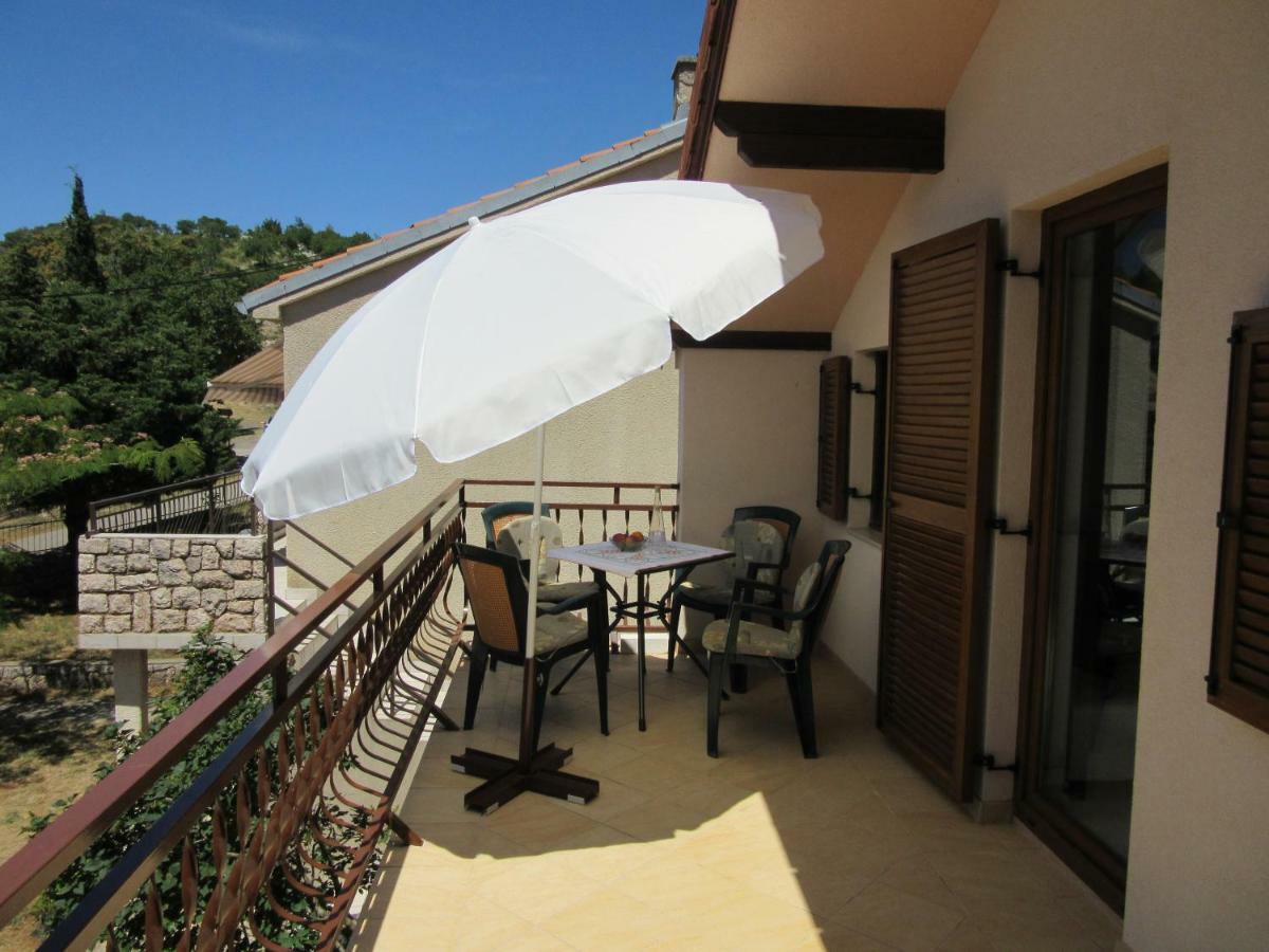 Apartmani Gracijela Karlobag Dış mekan fotoğraf