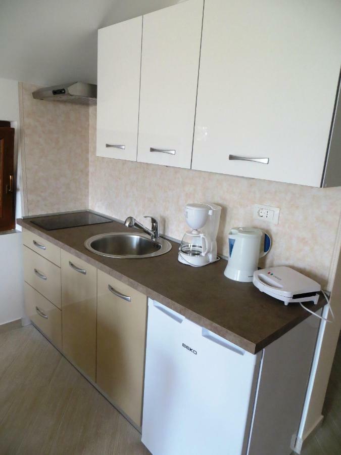 Apartmani Gracijela Karlobag Dış mekan fotoğraf