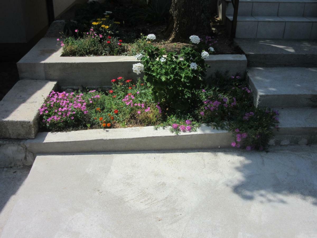 Apartmani Gracijela Karlobag Dış mekan fotoğraf